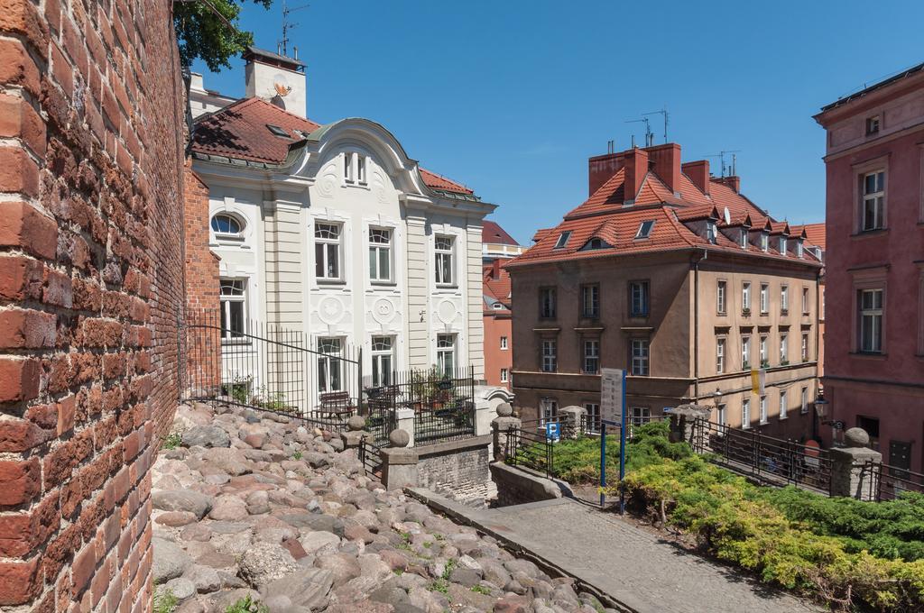 Hill Inn Poznan Exterior photo